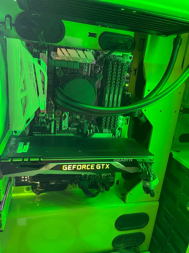 "CaseKing" - Gaming & Streaming PC - WIN 10 - Wasserkühlung - LED