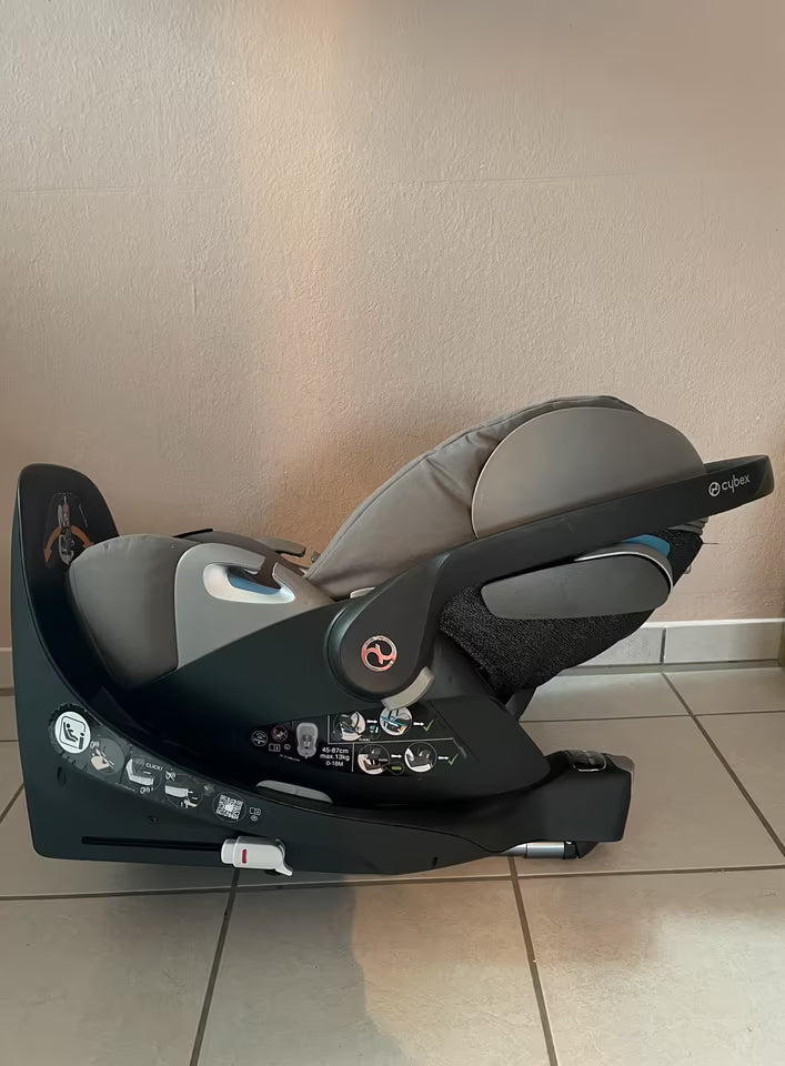 CYBEX Babyschale (Cloud Z i-Size) & CYBEX Isofix Base (Z One)