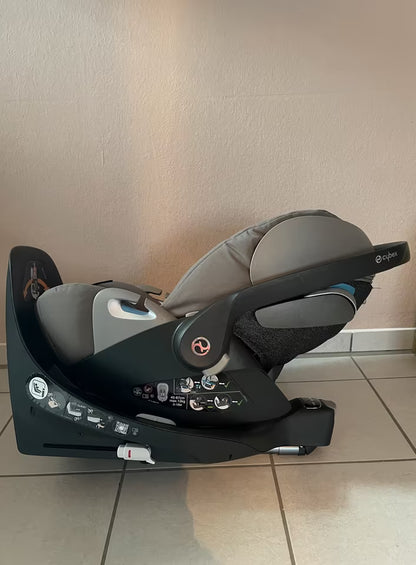 CYBEX Babyschale (Cloud Z i-Size) & CYBEX Isofix Base (Z One)
