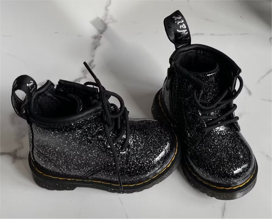 Dr. Martens - Cosmic Glitter - Gr. 19 [NEU]